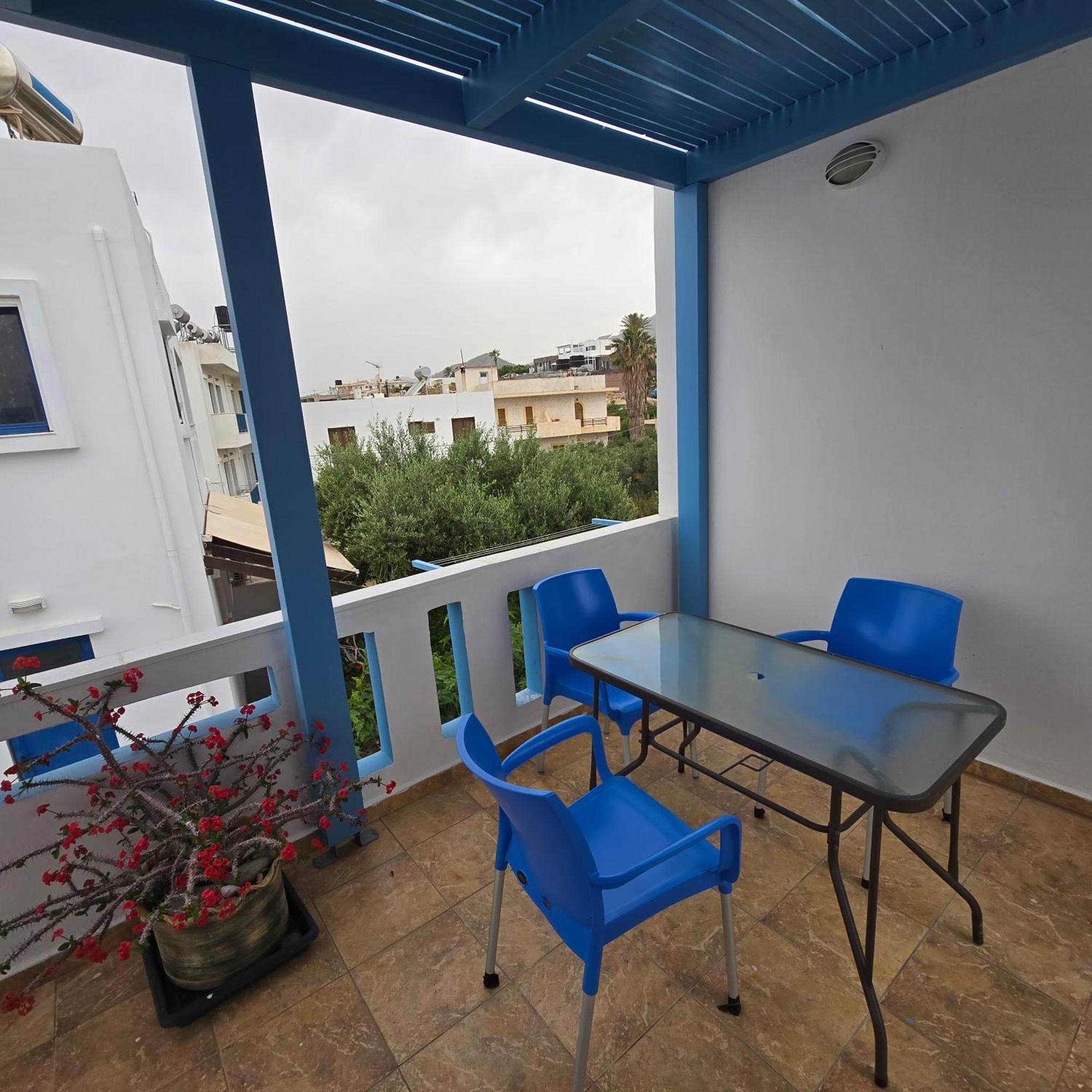 Soula Appartments Makriyialós Bilik gambar