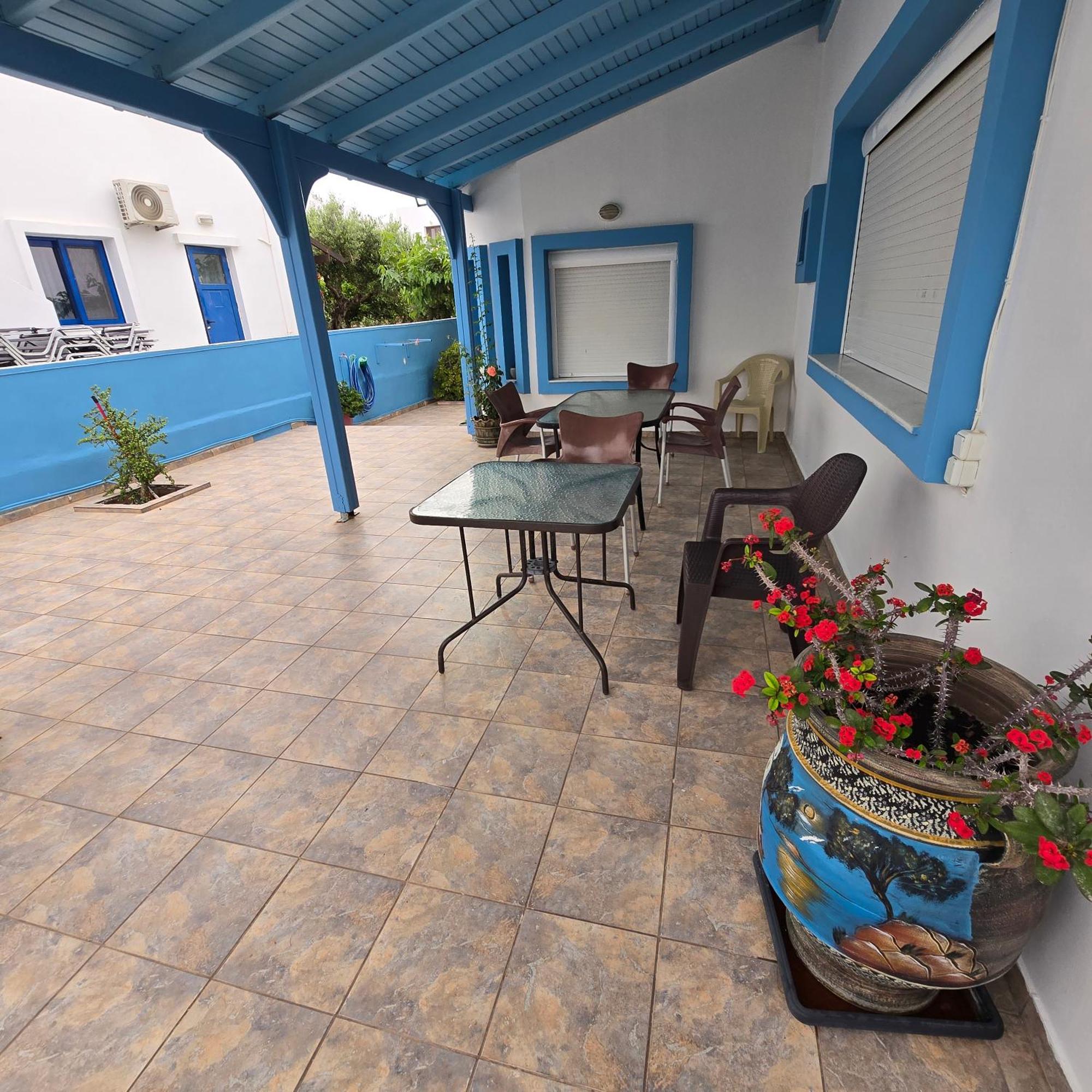 Soula Appartments Makriyialós Bilik gambar